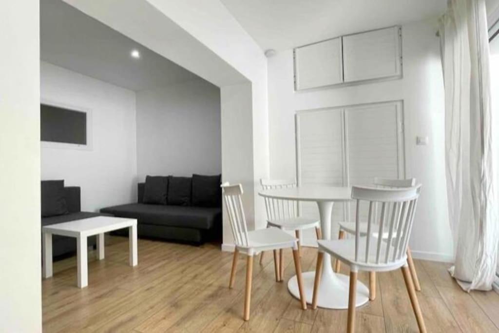 Cozy & Elegant Appartement Narbonne Exterior foto